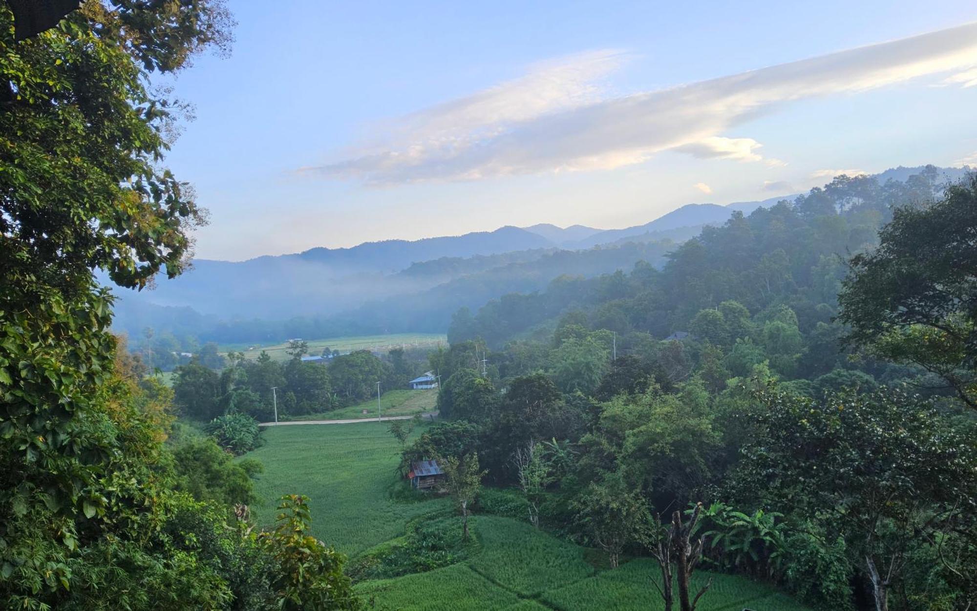 Balmy Hideout Cafe & Homestay Ban Huai Kaeo Exterior foto